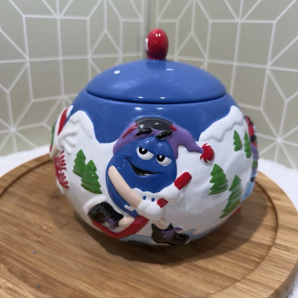 Vintage M&M's 2003 Ceramic Christmas Holiday‎ Winter Ski Cookie Jar 8